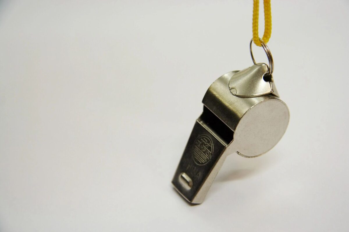 Hockey referee whistle